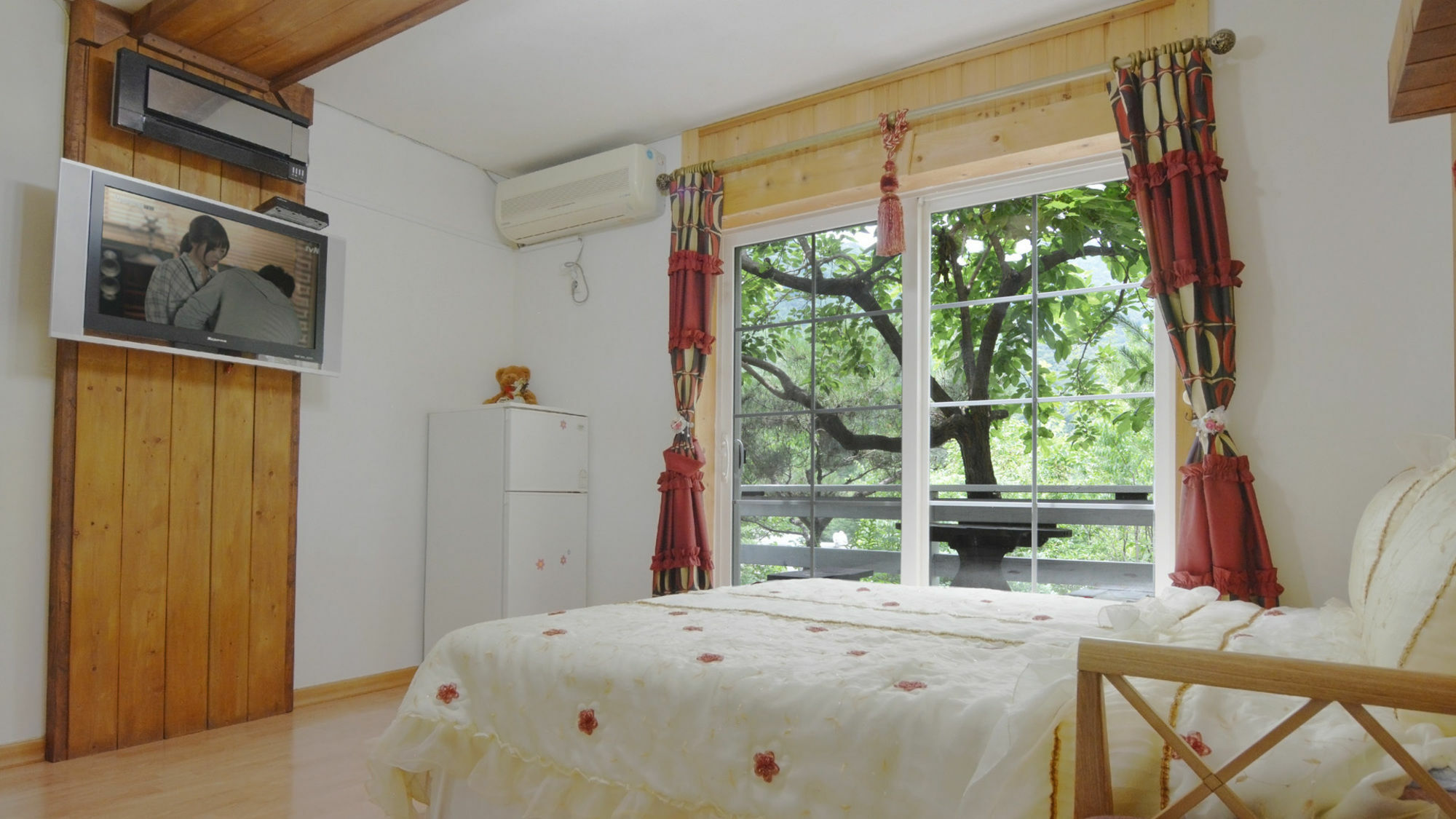 Sicily Pension Hongcheon Bagian luar foto